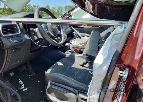 2020 Kia Sorento S из США, поврежденный, VIN 5XYPG4A59LG672844